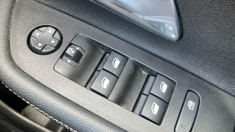 Vauxhall Mokka 1.2 Turbo 100 SRi Premium 5dr Petrol Hatchback